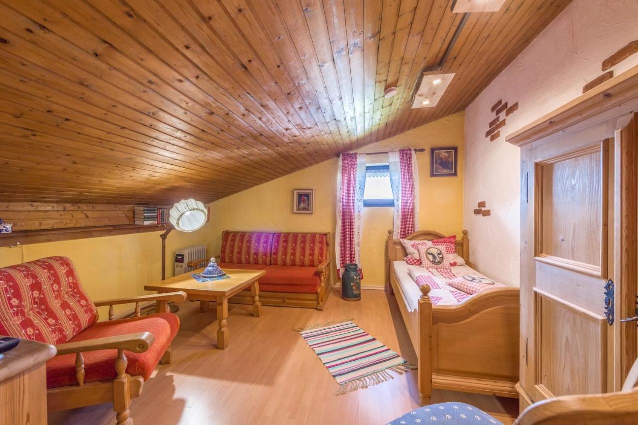 Direkt Zwischen Chiemsee U Alpen Dg Бернау ам Кимзе Екстериор снимка