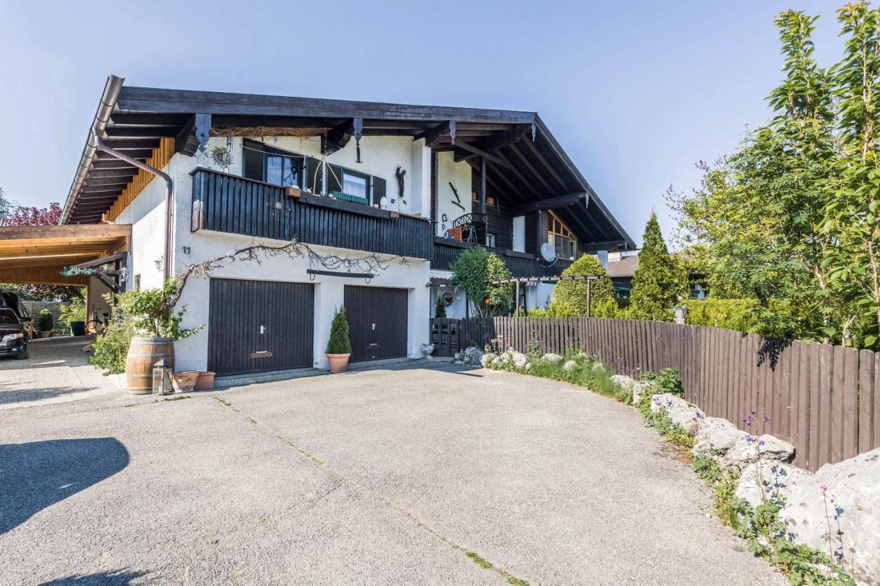 Direkt Zwischen Chiemsee U Alpen Dg Бернау ам Кимзе Екстериор снимка
