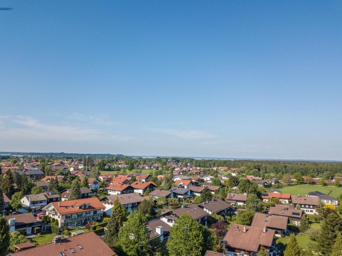 Direkt Zwischen Chiemsee U Alpen Dg Бернау ам Кимзе Екстериор снимка