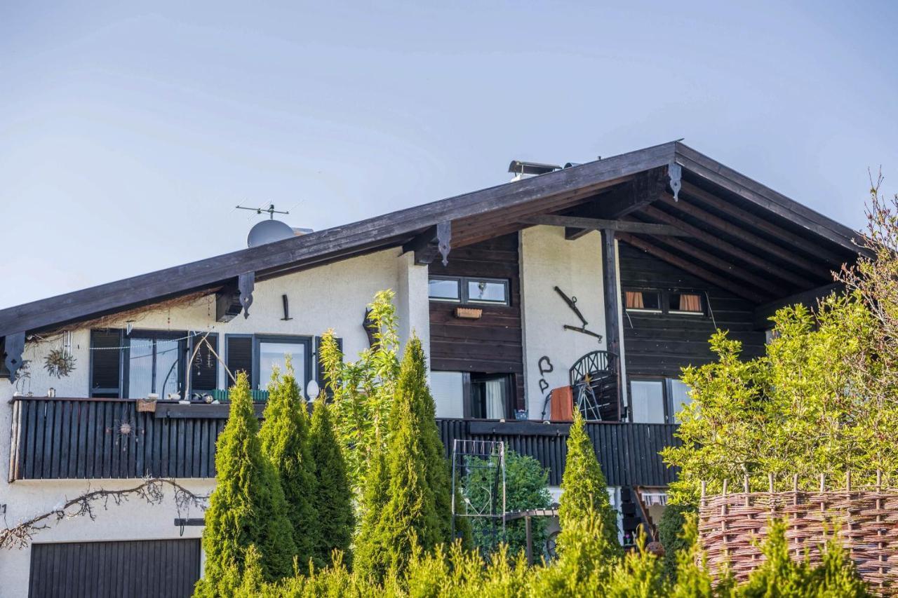 Direkt Zwischen Chiemsee U Alpen Dg Бернау ам Кимзе Екстериор снимка